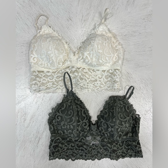 2 Oysho lace bralettes. - Picture 2 of 3